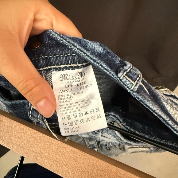 Miss Me Light Blue Women Jeans - Picture 3 of 3